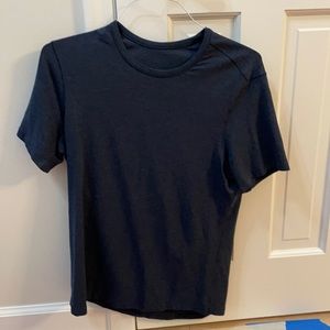 Lululemon men’s 5 year basic tee size m
